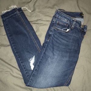 Prosperity distressed skinny jean